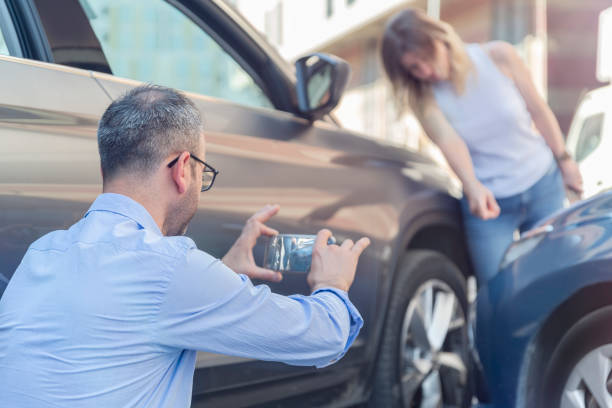 Professional Commercial Auto Insurance technician working in Lonoke, AR